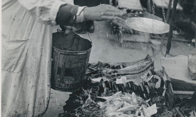 Seller, 1950s, Black and White Photograph-DYV-1223873