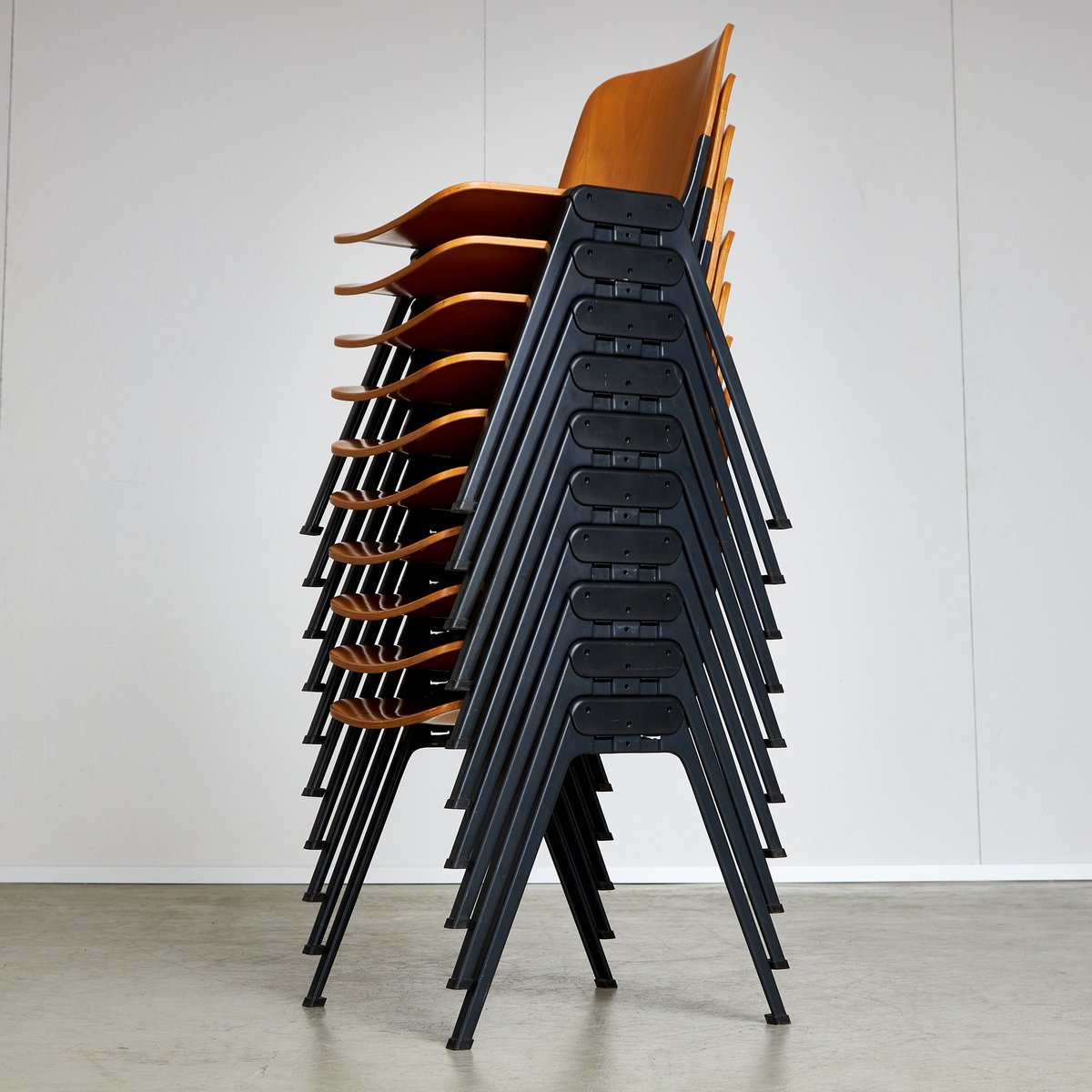 Serie K Chair by Roberto Lucci and Paolo Orlandini for Velca