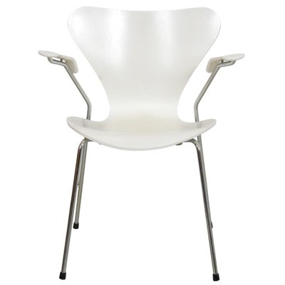 Series 7 3207 Armchair in White by Arne Jacobsen for Fritz Hansen, 1990s-MTD-1736665