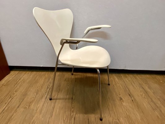 Series 7 Model 3207 Chair by Arne Jacobsen for Fritz Hansen-PYR-1800548