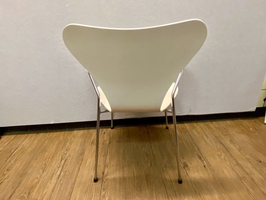 Series 7 Model 3207 Chair by Arne Jacobsen for Fritz Hansen-PYR-1800548