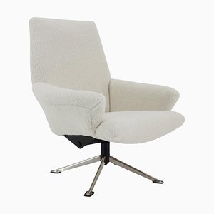 Sheepskin Swivel Armchair from Miroslav Navratil, Czechoslovakia, 1960s-TZ-1345432