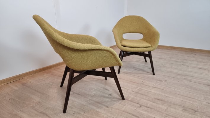 Shell Armchairs by Miroslav Navratil, Set of 2-QJA-1083202