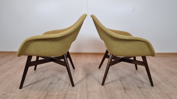 Shell Armchairs by Miroslav Navratil, Set of 2-QJA-1083202