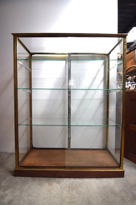 Showcase Cabinet, 1900s-LA-955499