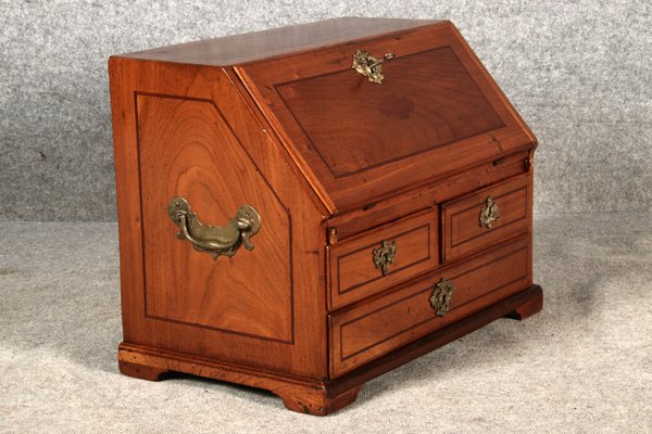 Small 18th Century Baroque Model Secretary Travel Secretary Walnut, 1750s-DXD-2023648