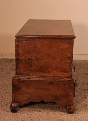 Small 18th Century English Chest in Oak-HPU-1057005