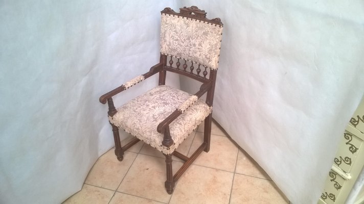 Small 19th Century Oak Throne Chair with Armrests, 1890s-WQQ-1420615