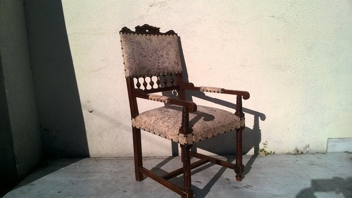 Small 19th Century Oak Throne Chair with Armrests, 1890s-WQQ-1420615