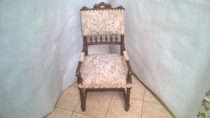 Small 19th Century Oak Throne Chair with Armrests, 1890s-WQQ-1420615