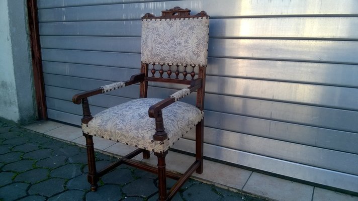 Small 19th Century Oak Throne Chair with Armrests, 1890s-WQQ-1420615