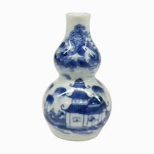 Small Antique Chinese Blue & White Double-Gourd Porcelain Vase-UCH-1224785