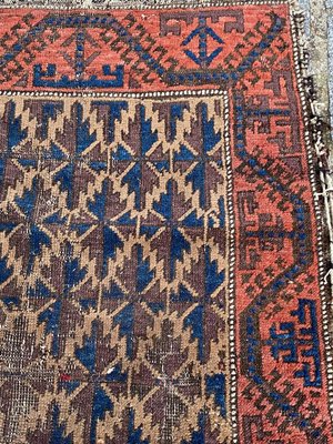 Small Antique Distressed Baluch Rug-YMM-1155445