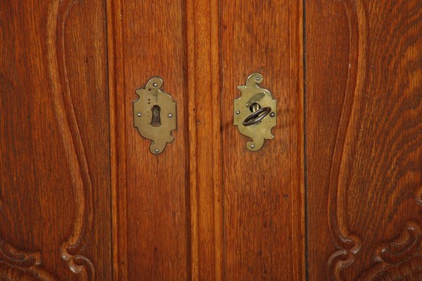 Small Baroque Corner Cabinet in Oak, 18th Century-DXD-1790239