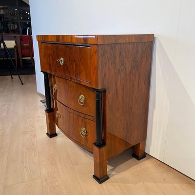 Small Biedermeier Dresser in Walnut, Austria, Vienna, 1830s-NNB-1784664