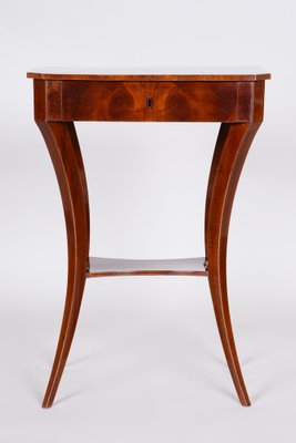 Small Biedermeier Table in Walnut, 1830s-WHY-1768447