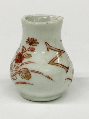 Small Chinese Red Iron & Gilt Porcelain Jug, Kangxi-UCH-1224795