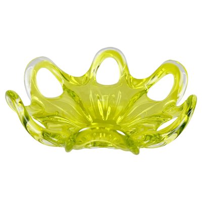 Small Czech Art Glass Bowl attributed to Josef Hospodka for Chribska Glassworks, 1960s-TZ-2018691