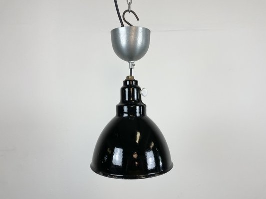 Small Industrial Black Enamel Pendant Lamp, 1950s-CGF-1408558