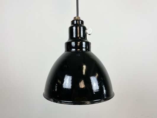 Small Industrial Black Enamel Pendant Lamp, 1950s-CGF-1408558