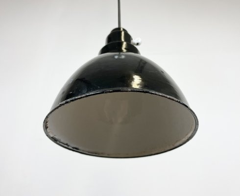 Small Industrial Black Enamel Pendant Lamp, 1950s-CGF-1408558