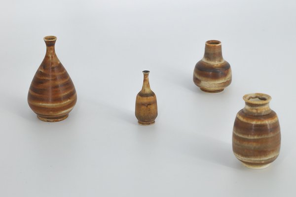 Small Mid-Century Scandinavian Modern Honey Stoneware Vases by Gunnar Borg for Höganäs Ceramics, 1960s, Set of 4-ZAA-1794207