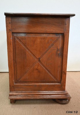 Small Renaissance Oak Chest, Early 1900s-RVK-1420402