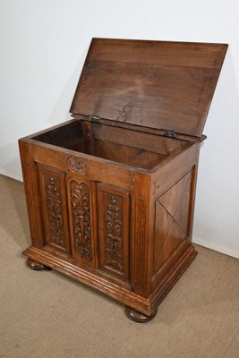 Small Renaissance Oak Chest, Early 1900s-RVK-1420402