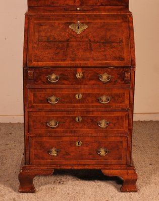 Small Secretaire in Burl Walnut with Dome, 18th Century-HPU-1060972