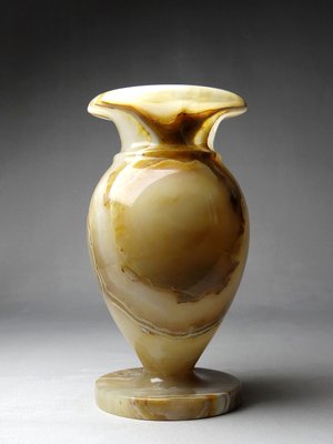 Small Vintage Italian Baluster Vase in Honey Onyx, 1960s-GRD-2021842