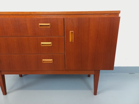 Small Vintage Scandinavian Sideboard in Teak, 1960s-AHO-1821154