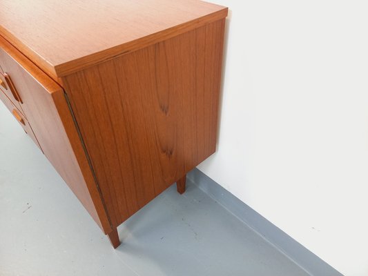 Small Vintage Scandinavian Sideboard in Teak, 1960s-AHO-1821154