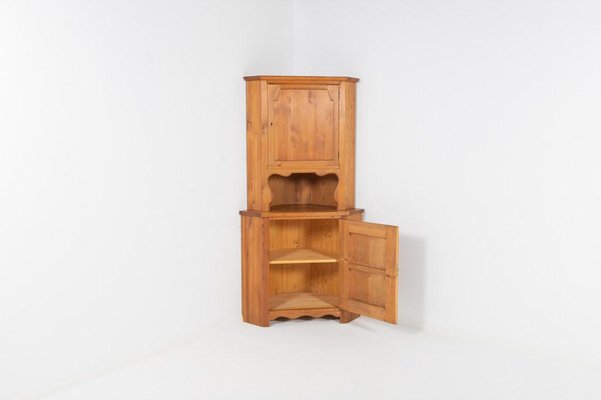 Solid Pine Lovö Corner Cabinet by Axel Einar Hjorth for Nordiska Kompaniet-KMC-1139400