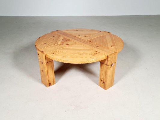 Solid Pinewood Coffee Table, 1970s-UJI-969295