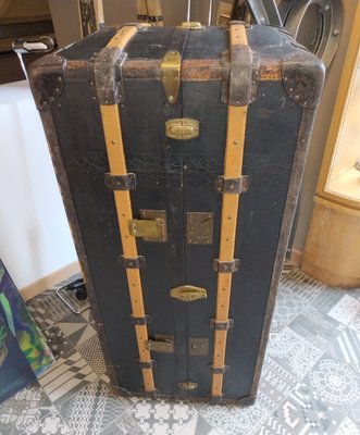 Steamer Wardrobe Trunk, 1920s-QUC-953915