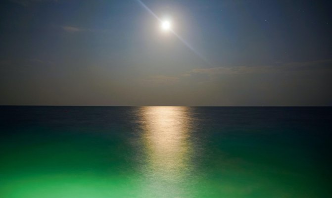 Sumit Mehndiratta, Maldivian Full Moon, 2023, Archival Pigment Print on Canvas-CHG-2031176