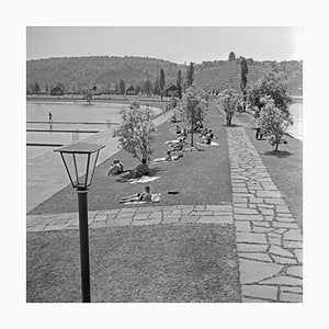 Sunbathers on the Shore of Max Eyth Lake, Stuttgart Germany, 1935-DYV-988147