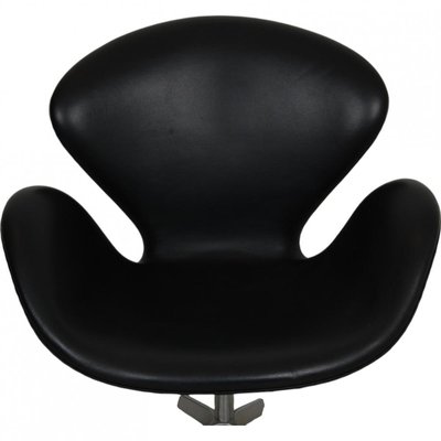 Swan Chair in Black Aura Leather by Arne Jacobsen, 2000s-MTD-2017019