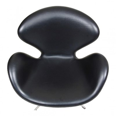 Swan Chair in Black Leather by Arne Jacobsen for Fritz Hansen-MTD-1400585