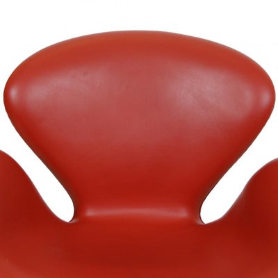 Swan Chair in Original Red Leather by Arne Jacobsen, 2000s-MTD-1769496