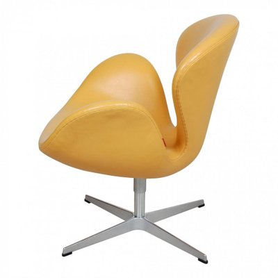 Swan Chair in Yellow Leather by Arne Jacobsen for Fritz Hansen, 2000s-MTD-1400579