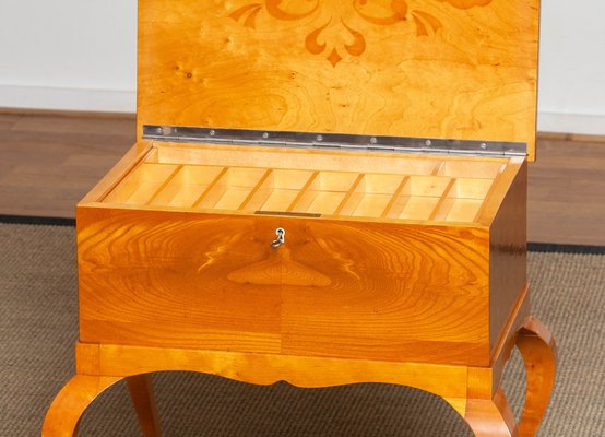 Swedish Biedermeier Sewing Table in Elm Veneer, 1940s-JE-1185087