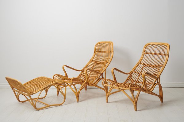 Swedish Modern Rattan Lounge Chairs and Footstool attributed to Bruno Mathsson for Dux, 1970s, Set of 3-MJF-1772916