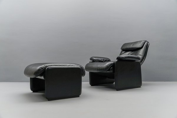 Swiss Buffalo Leather Lounge Chair and Ottoman from De Sede, 1970s, Set of 2-KQB-1737049