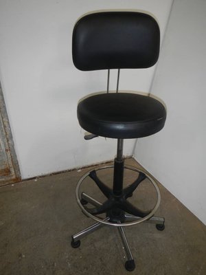 Swivel Stool with Backrest-WWQ-1062413