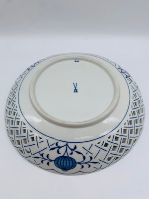 Sword Brand Meissen 1st Choice Breakthrough Bowl, 1934-BZB-2031496