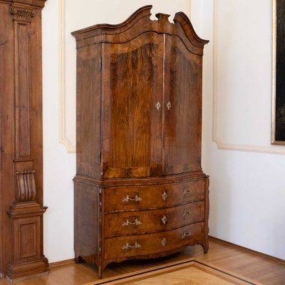 Tall Baroque Cabinet in Walnut-VEI-1807147