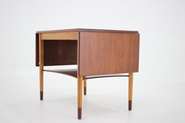 Teak and Oak Coffee Table by Børge Mogensen for Soborg Mobelfabric, Denmark, 1960s-TZ-1358339