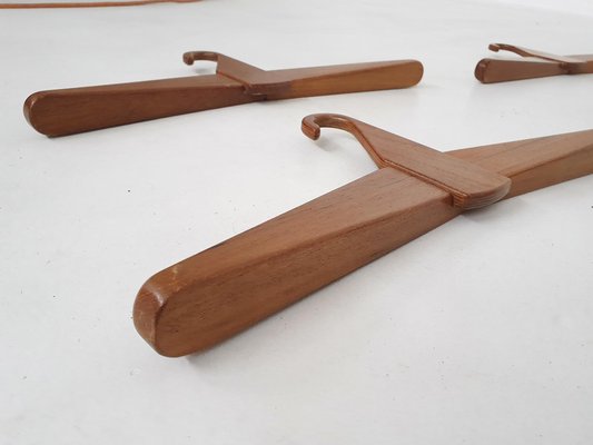 Teak Coat Rack by Aksel Kjersgaard for Vildbjerg Mobelfabrik, Denmark, 1960s-ZO-991505