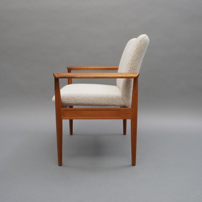 Teak Diplomat Chair in White Bouclé Fabric by Finn Juhl for France & Son-RST-1262729